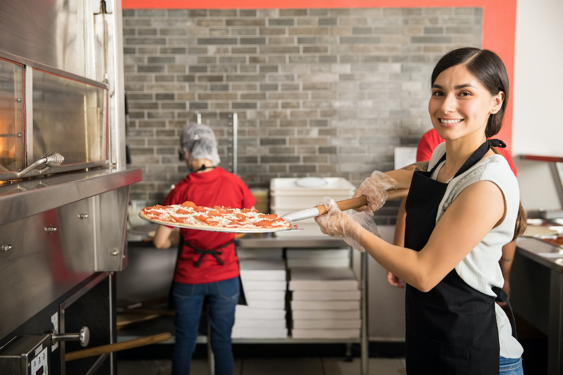 How Technology Is Disrupting The Pizza Industry [Infographic]